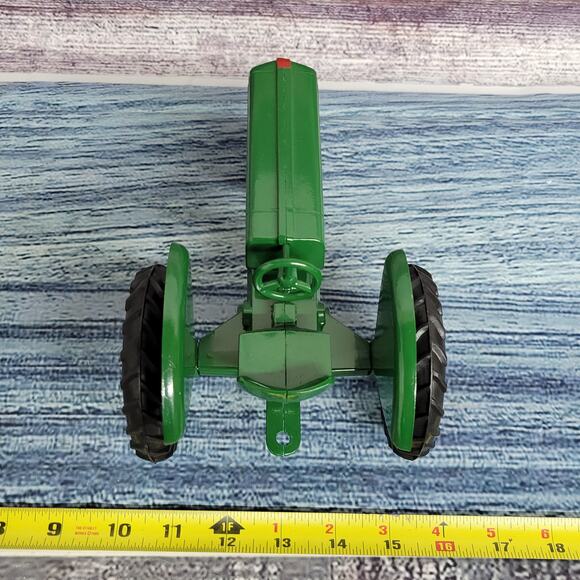 Scale models 1/16 scale Oliver row crop 70 diecast n/frontend tractor green/red - Picture 7 of 8